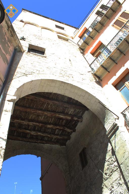 Torre Dello Sperone Lägenhet Cagliari Exteriör bild